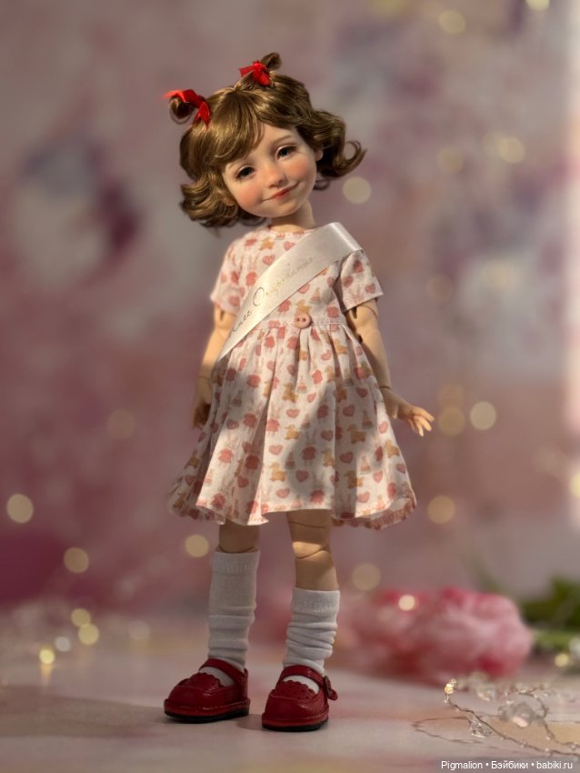 Наша Аришка впервые в полном образе (фото 5)