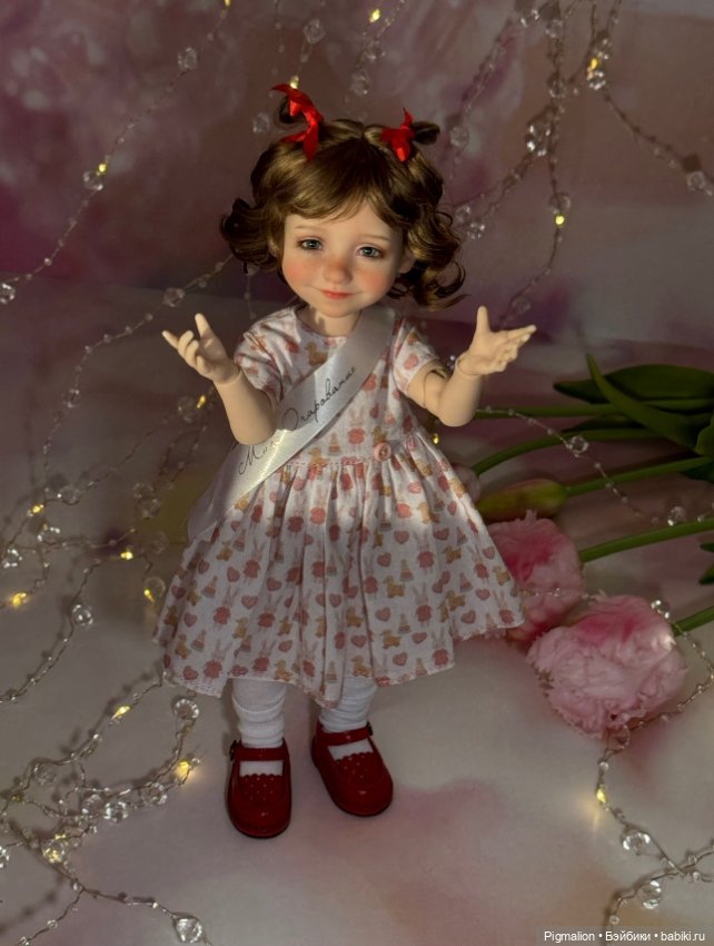 Наша Аришка впервые в полном образе