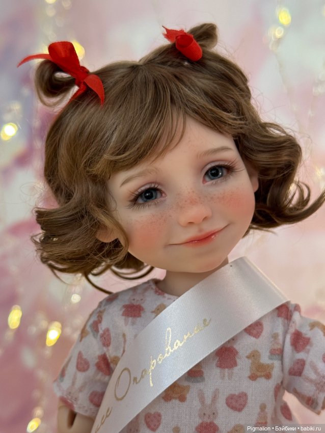 Наша Аришка впервые в полном образе (фото 8)