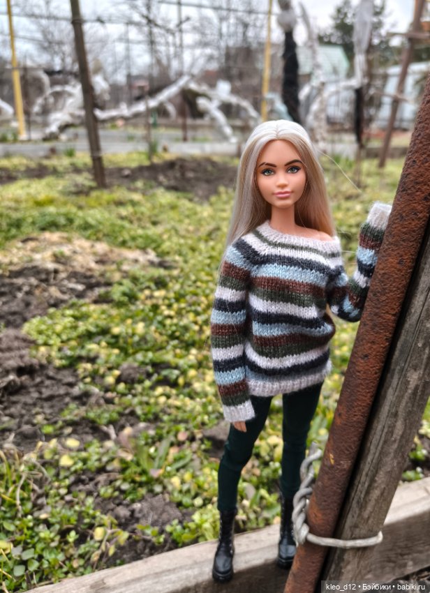 Куклы Barbie (Барби): Looks (фото 10)