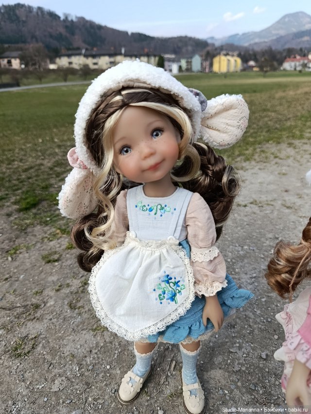 Sugar и Sky Ruby Red fashion friends на прогулке (фото 7)