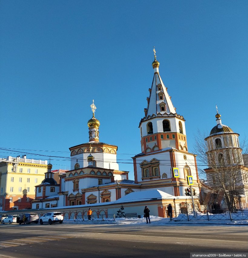 Ледяные скульптуры на Нижней набережной Ангары (фото 4)