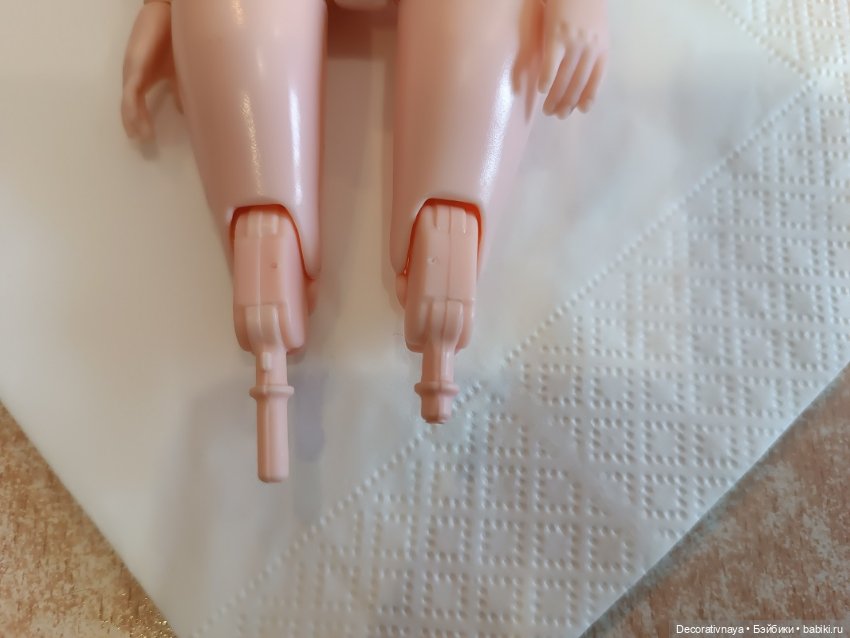 Трансплантация ног Rainbow High (фото 3)