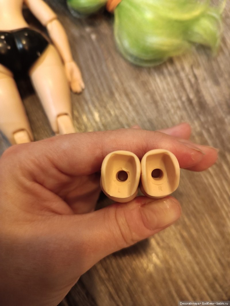 Трансплантация ног Rainbow High (фото 6)