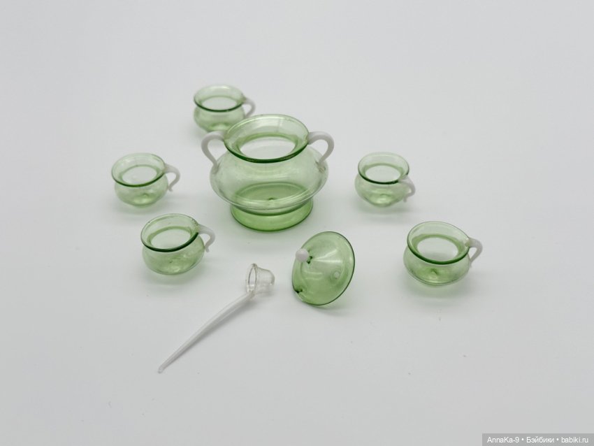 Стекло Лауша, подборка фотографий с аукционов