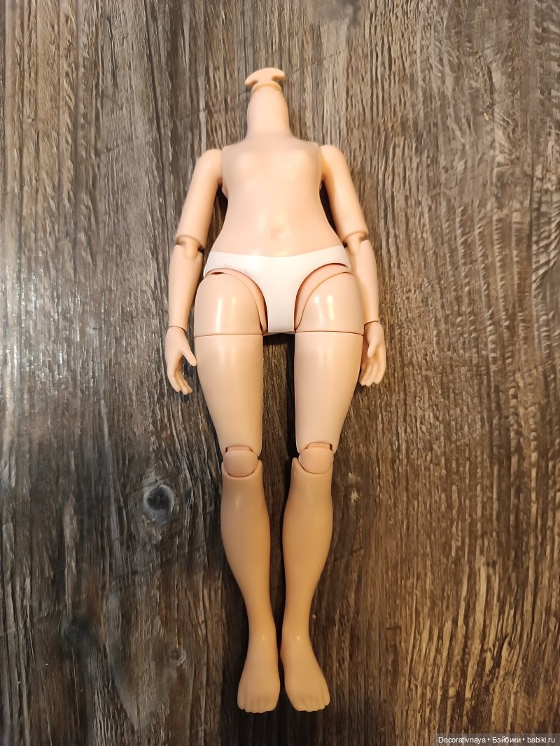 Трансплантация ног Rainbow High (фото 7)