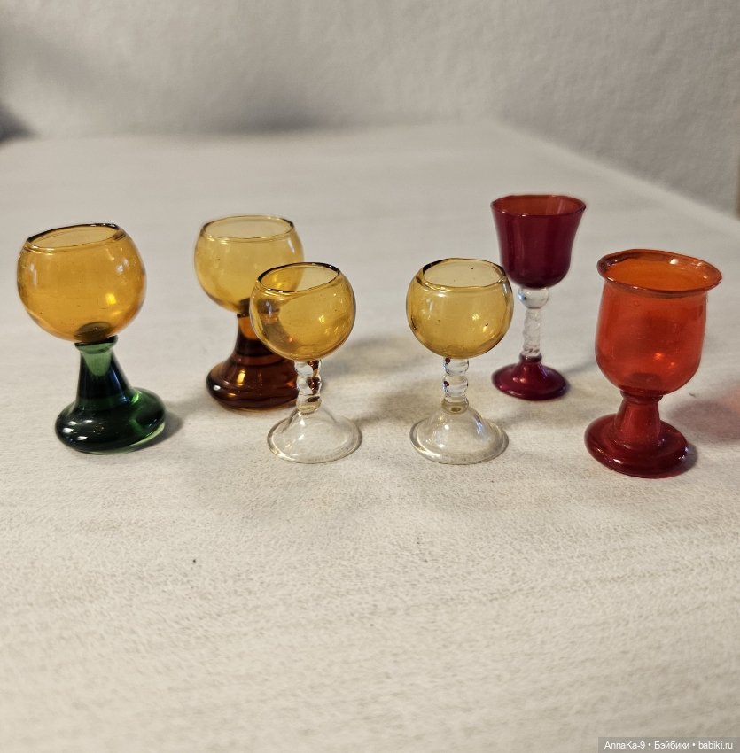 Стекло Лауша, подборка фотографий с аукционов