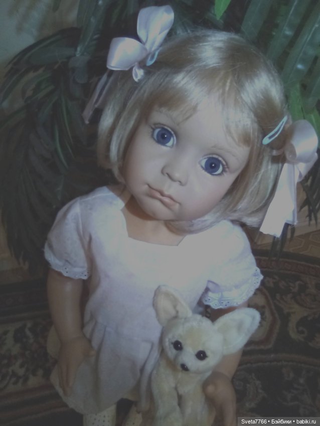 "Иногда для счастья нужен, милый сердцу уголок..."