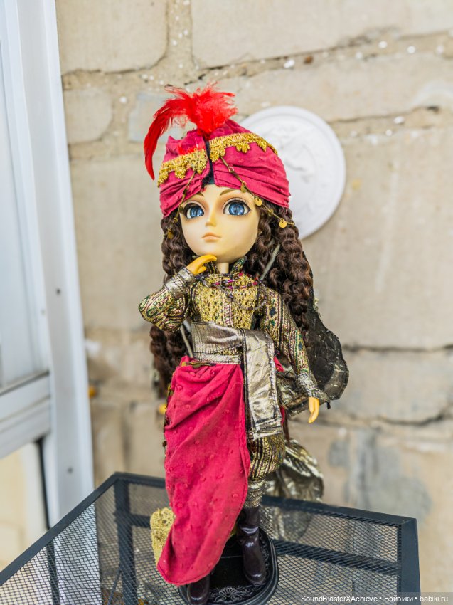 Принц из Милана в восточных шелках: Личное знакомство с TaeYang WATI