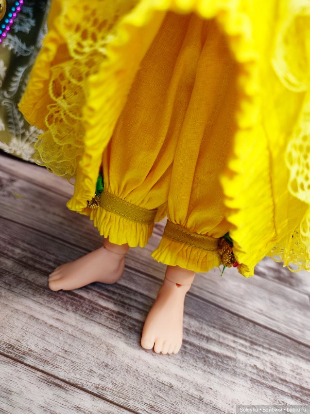 Ауфит Барышня — Куклы Paola Reina (Паола Рейна): новинки (фото 6)