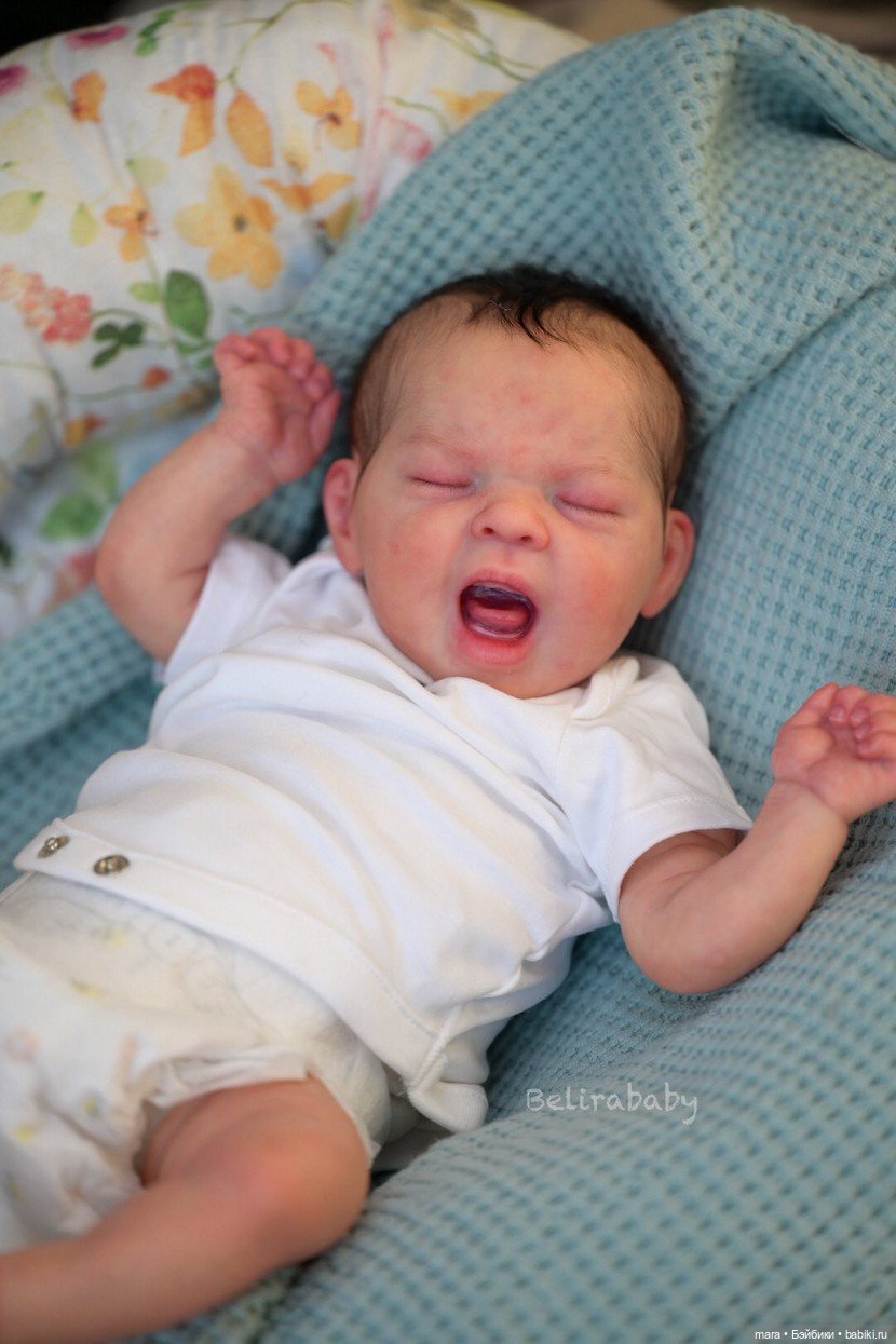 Малышка Aoi от Belirababy: сладкая зевота, которая покоряет сердца (фото 2)