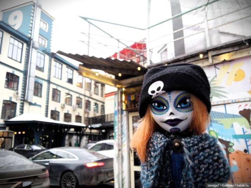 Странная компания на весенней городской прогулке (фото 3)