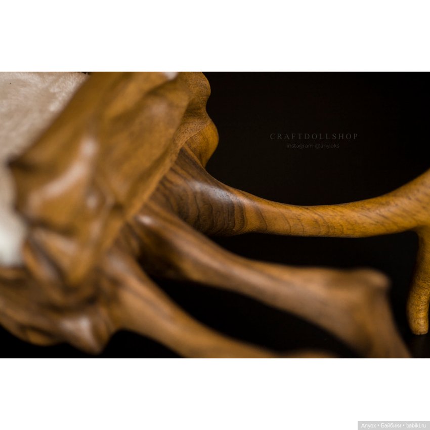 Деревянный Трон - Паук для кукол 1/4