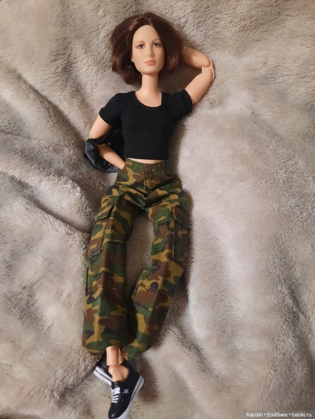 Кто-то — Куклы Barbie (Барби): Looks (фото 5)