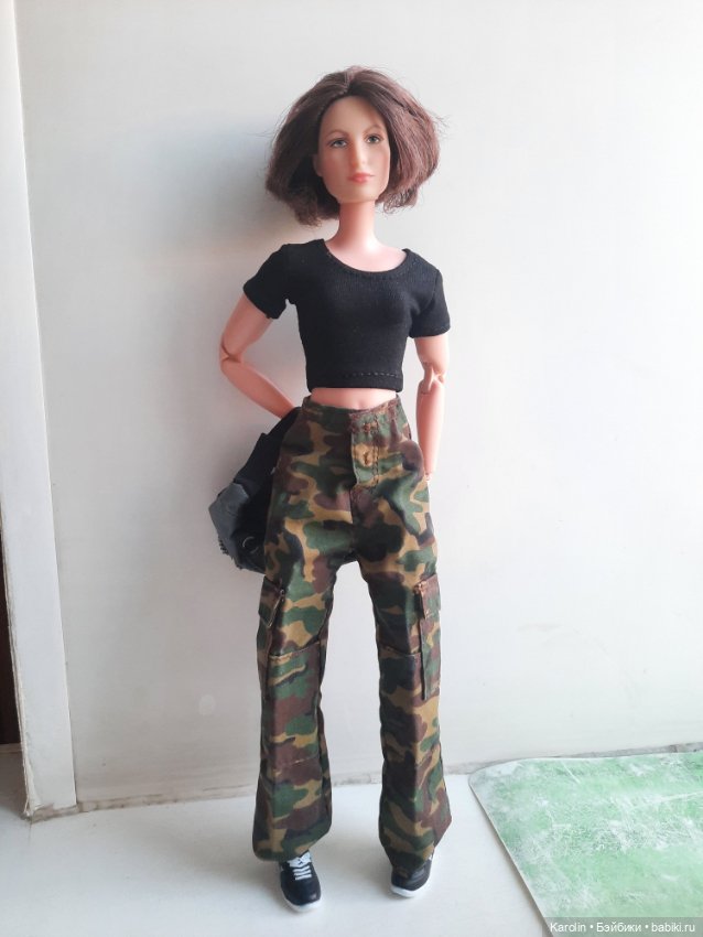 Кто-то — Куклы Barbie (Барби): Looks (фото 6)