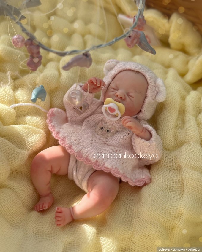 Новые одёжки 🍃🌸 — Авторские миниатюрные куклы: лепка