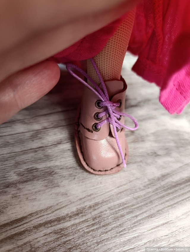 Образ для Юльки, а щеголяет другая девчонка (фото 2)