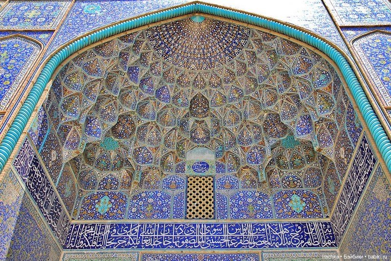 Магия узоров Исфахана: фаянсовая мозаика и наследие мастера Мосаддыгзаде
