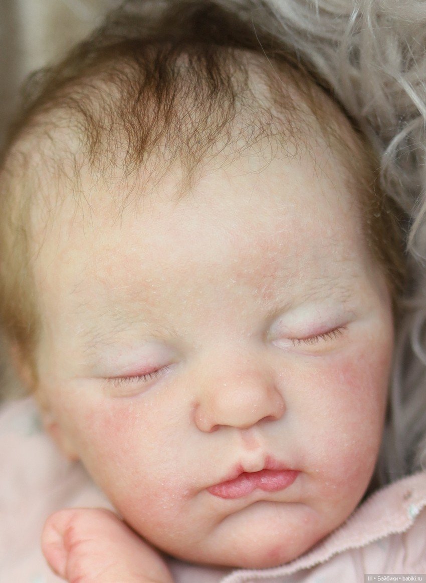 Малышка Эванджелина в одежде (фото 10)