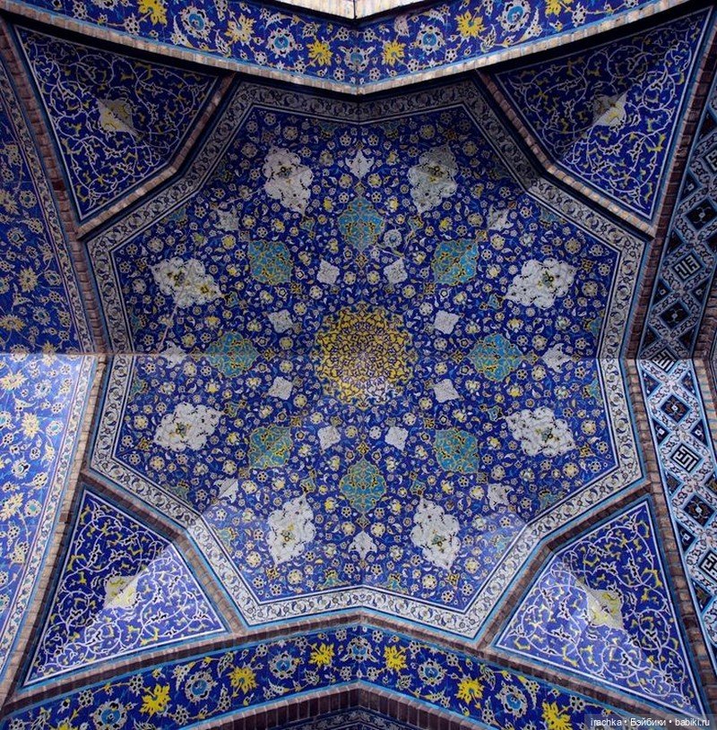Магия узоров Исфахана: фаянсовая мозаика и наследие мастера Мосаддыгзаде
