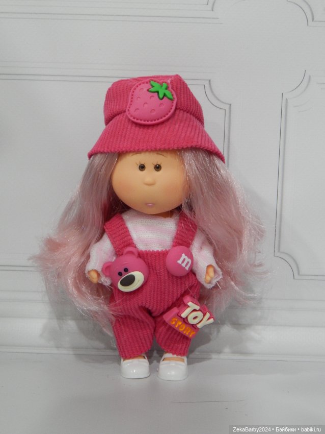 И как на нее шить — Одежда и обувь для кукол своими руками: фото