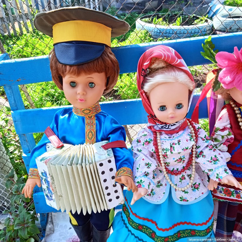 И снова мои куклы на выставке