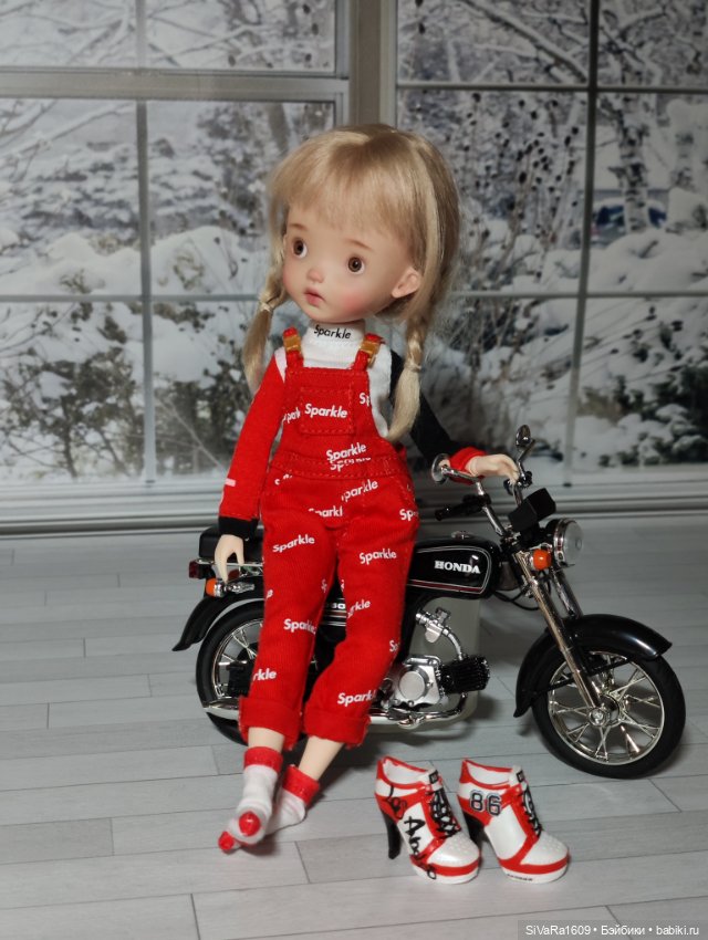 Девочки подростки — Коллекции кукол BJD (БЖД): фото витрин (фото 7)