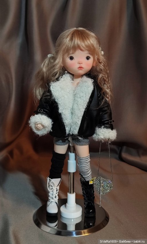 Девочки подростки — Коллекции кукол BJD (БЖД): фото витрин (фото 3)