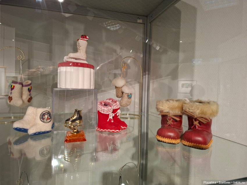 Выставка "Волшебные башмачки"