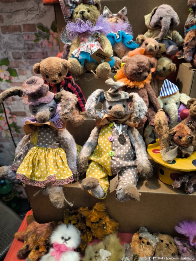 Апрельские мишки и куклы на Тишинке, ч. 1