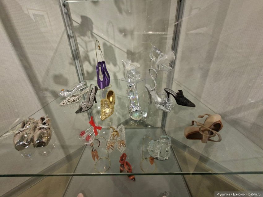 Выставка "Волшебные башмачки"