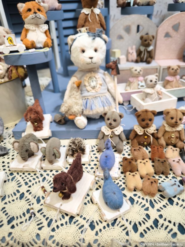 Апрельские мишки и куклы на Тишинке, ч. 1