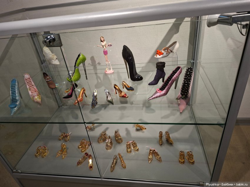 Выставка "Волшебные башмачки"