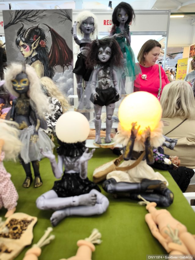 Апрельские мишки и куклы на Тишинке, часть заключительная