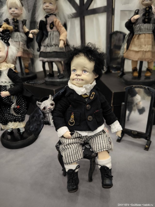 Апрельские мишки и куклы на Тишинке, часть заключительная