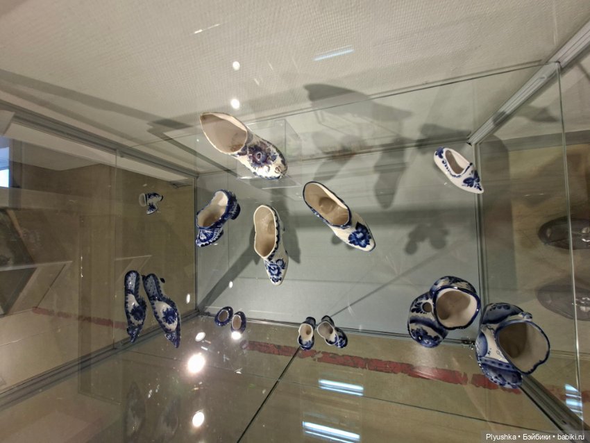 Выставка "Волшебные башмачки"