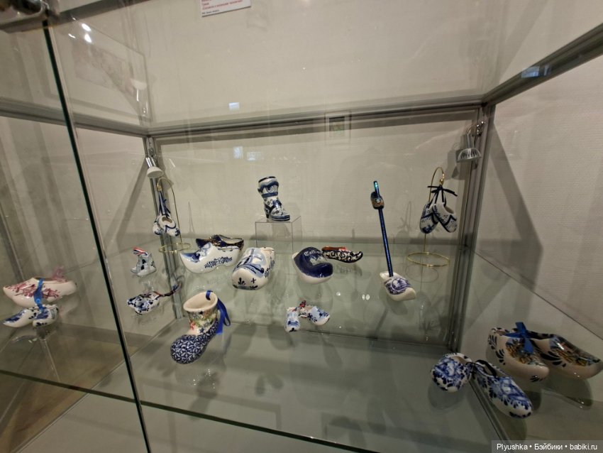 Выставка "Волшебные башмачки"