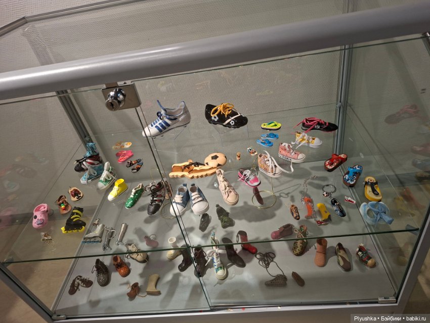 Выставка "Волшебные башмачки"
