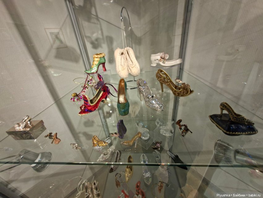 Выставка "Волшебные башмачки"