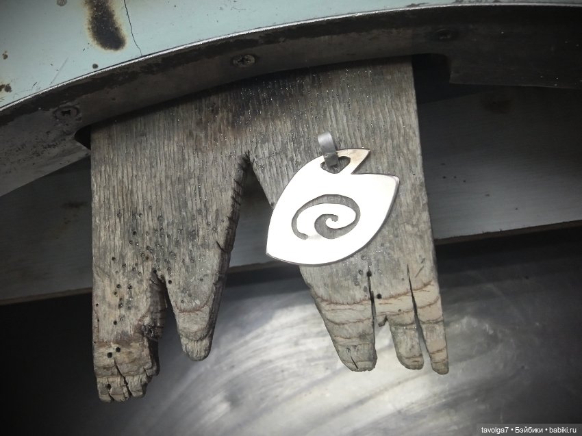 "- Никто не видит слёзы ювелира!"