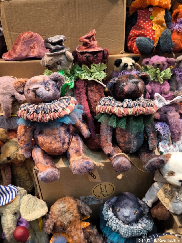 Апрельские мишки и куклы на Тишинке, ч. 1