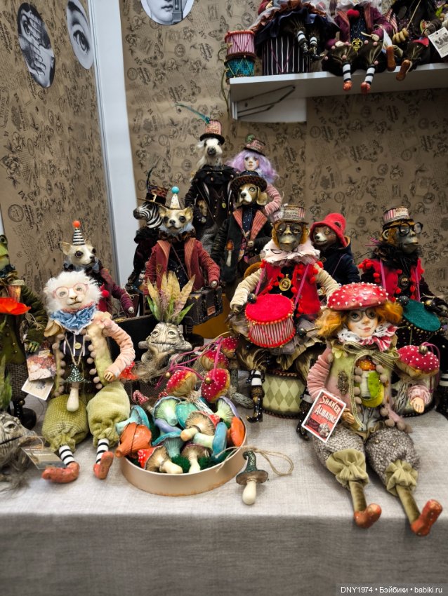 Апрельские мишки и куклы на Тишинке, часть заключительная