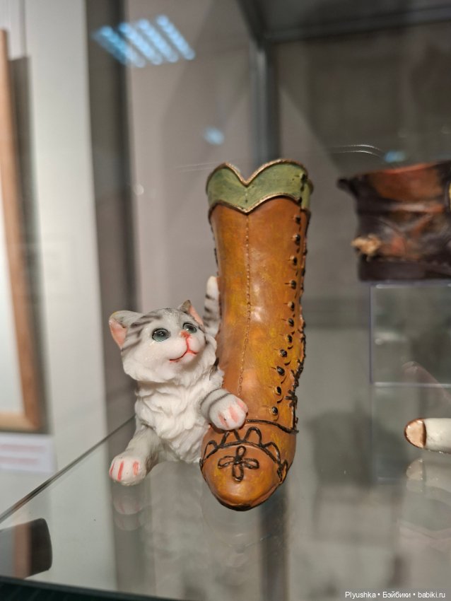 Выставка "Волшебные башмачки"