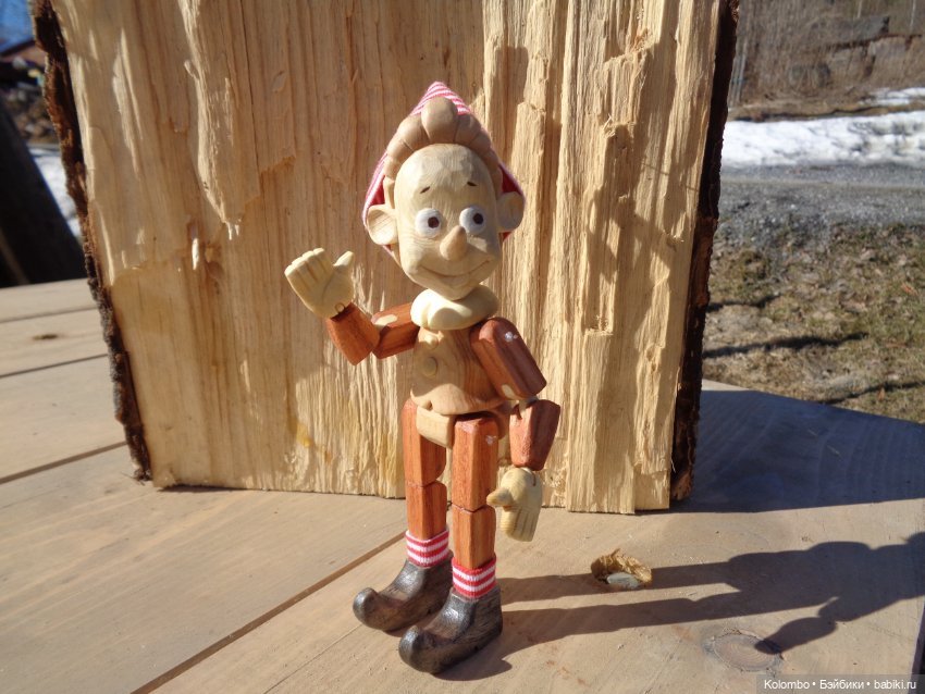 Буратино- ягодка — Авторские игрушки из дерева: резьба (фото 2)