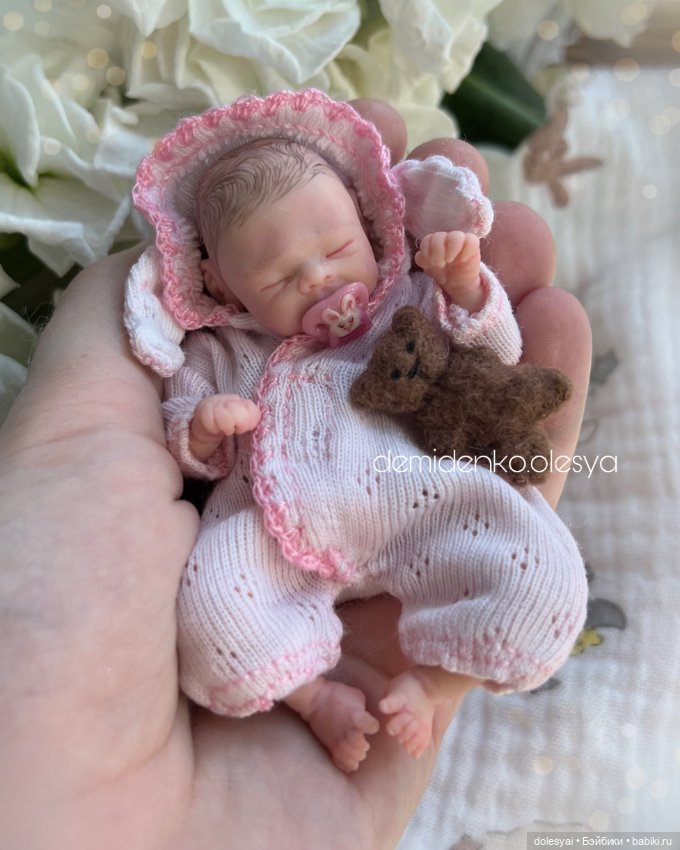 Миниатюрная кукла младенец Кира 🩷 (фото 3)