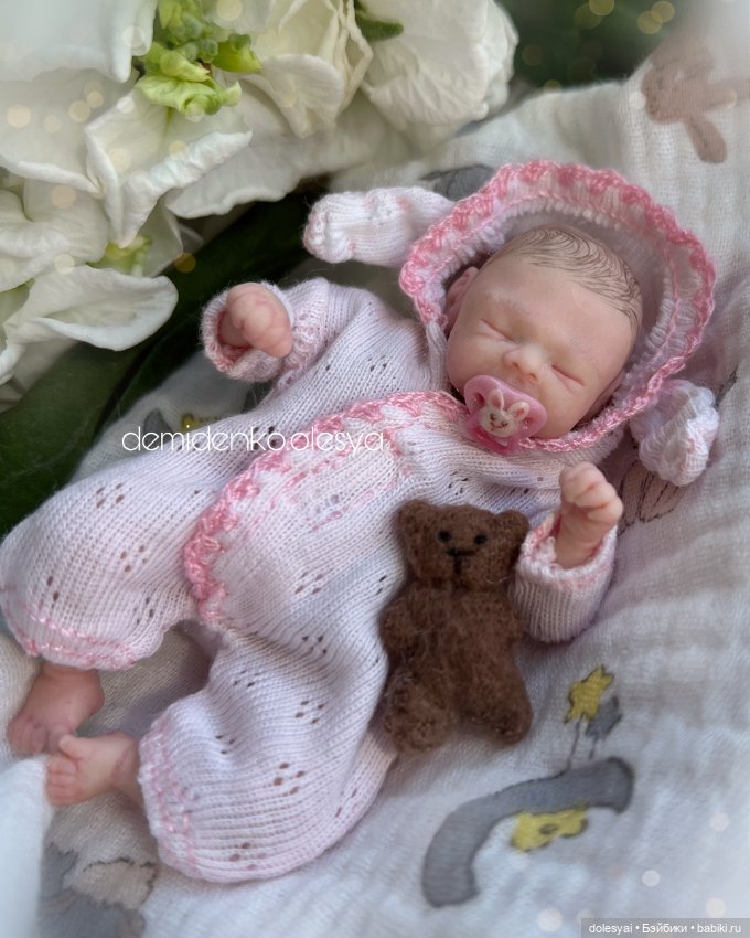 Миниатюрная кукла младенец Кира 🩷 (фото 4)