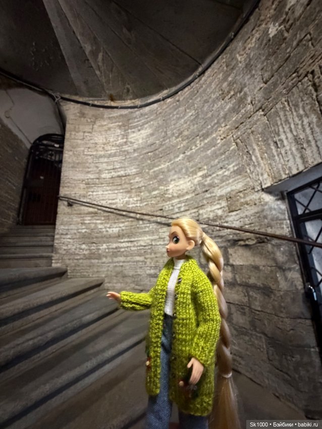 С пижамкой на колоннаду — Куклы Disney Animators и Принцессы Диснея: Disney Store (фото 6)