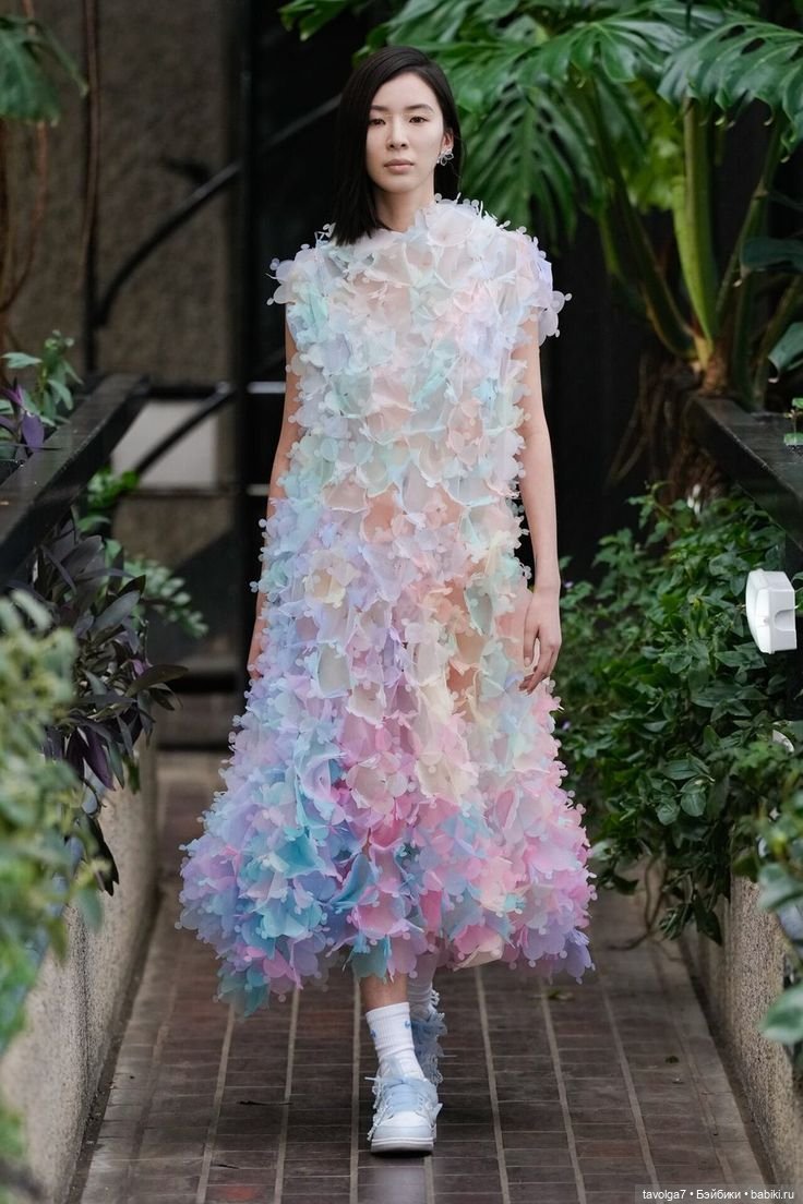 Тюльпаны, макаруни, единороги