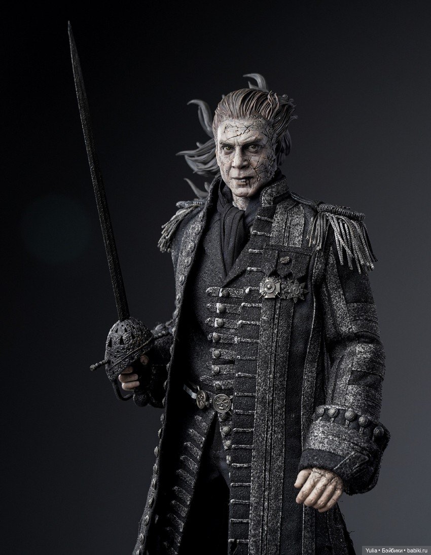 Мрачный дух моря: Капитан Салазар от Ekuaz Studio & Echo Design (фото 7)