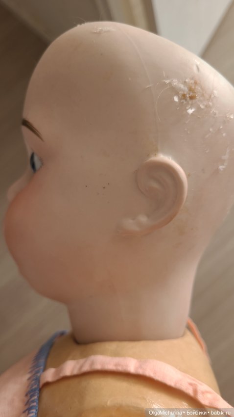 Здравствуйте уважаемые знатоки. Помогите идентифицировать куклу. Заранее спасибо (фото 2)